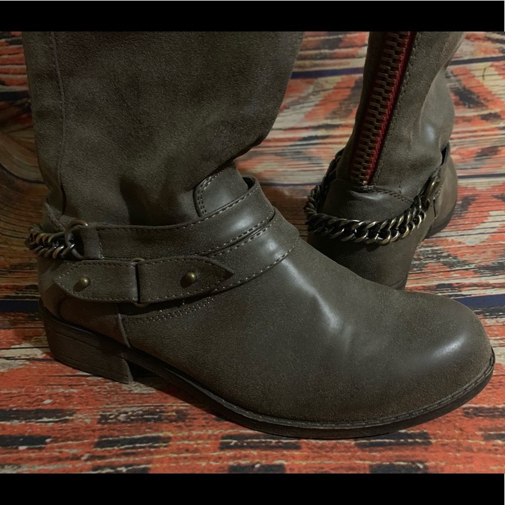 Madden Girl Grey Boots